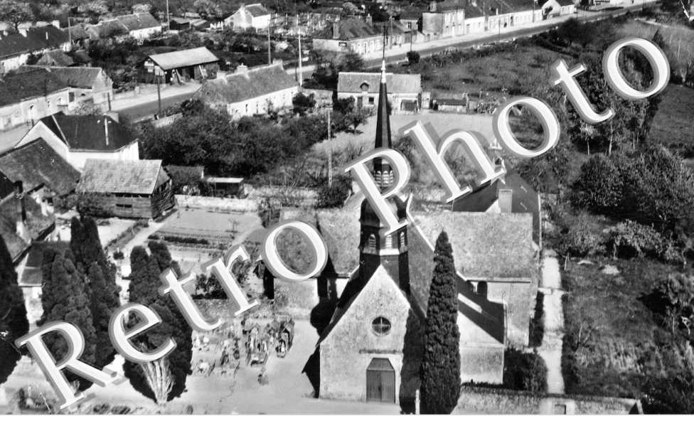vue aerienne - l'Eglise