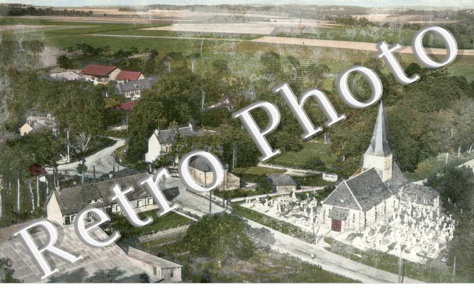 vue aerienne Le bourg