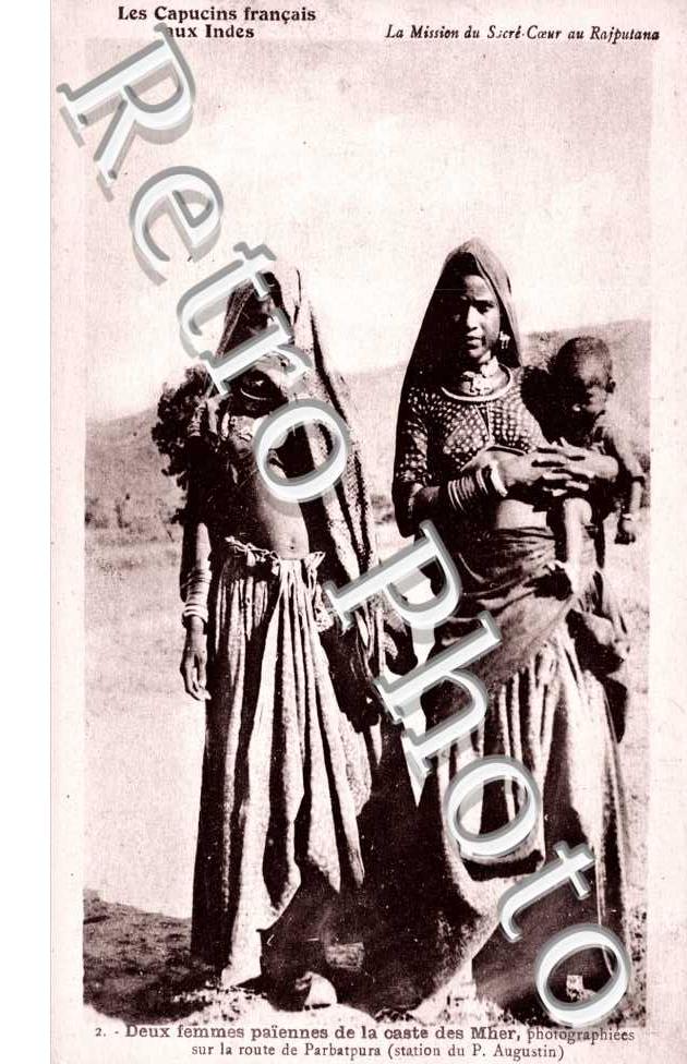 Deux femmes paiennes de la caste des Mher