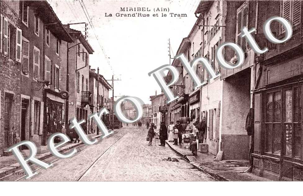 la grande rue et le tram