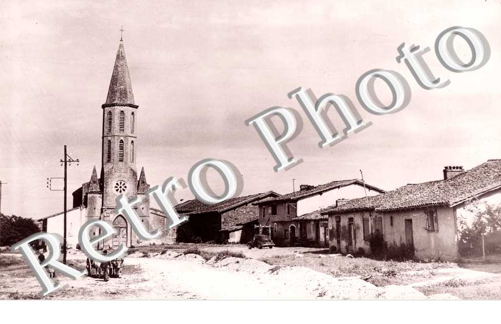 la Place et l'eglise
