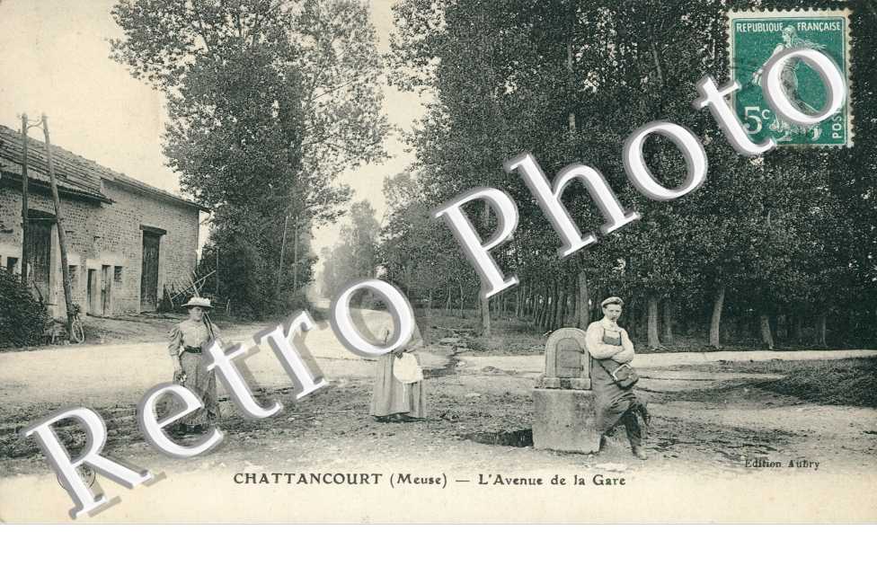 l'avenue de la gare