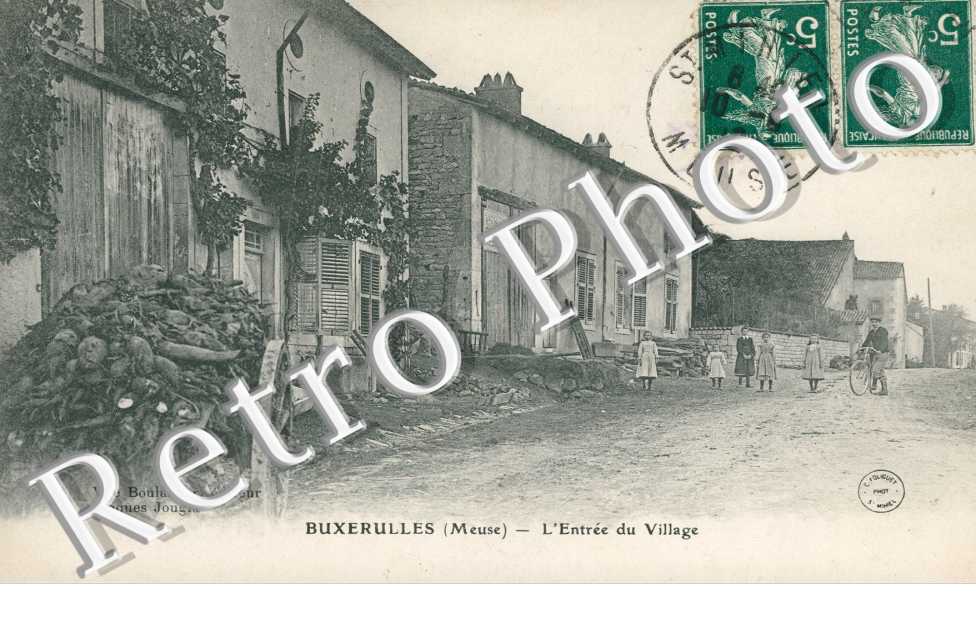 l'entree du village