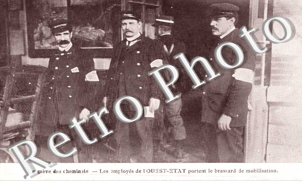 la grève des cheminots Les employés de l'Ouest-Etat portent le brassard de mobilisation