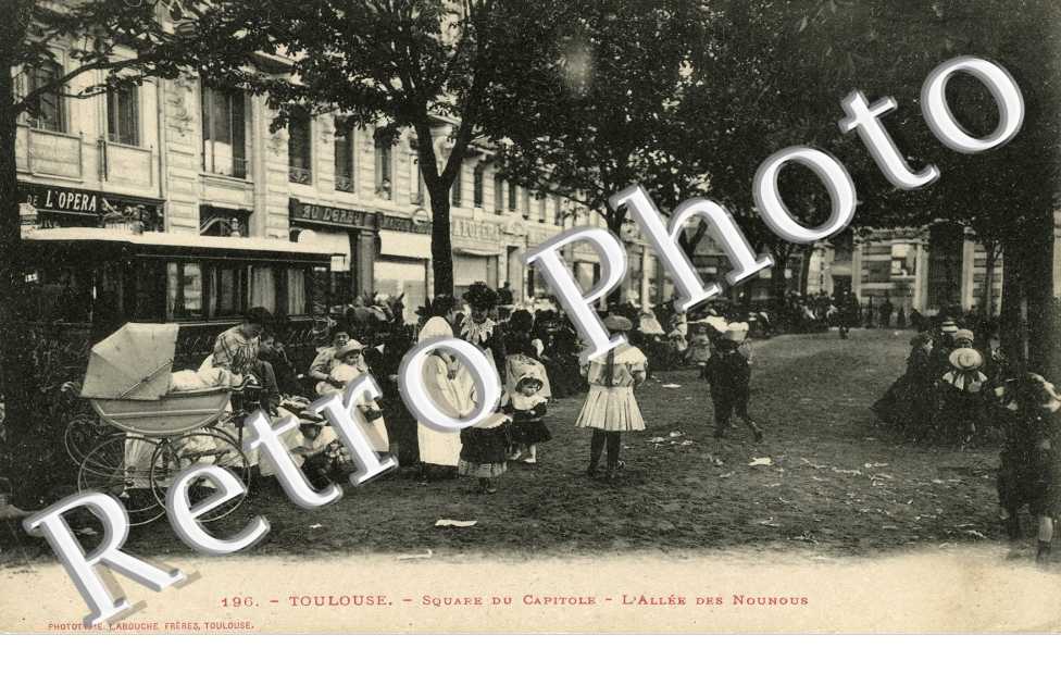 Square du Capitole - L'allée des nounous