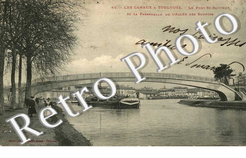 le port Saint-Sauveur et la passerelle de l'allée des soupirs