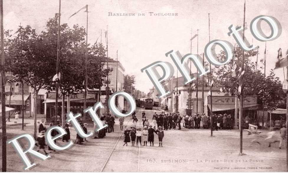 Saint-Simon - la place Rue de la Poste