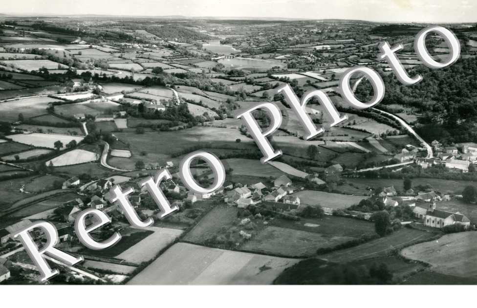vue generale aerienneet le lac du Crescent