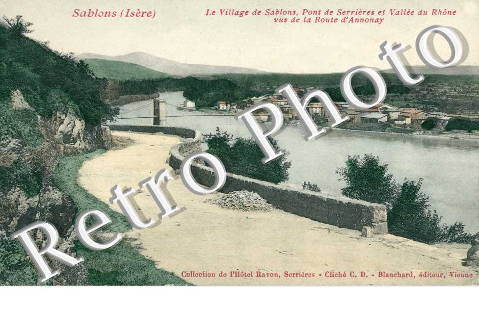 le Village. Pont de Serrieres et vallee du Rhone vus de la route d'Annonay