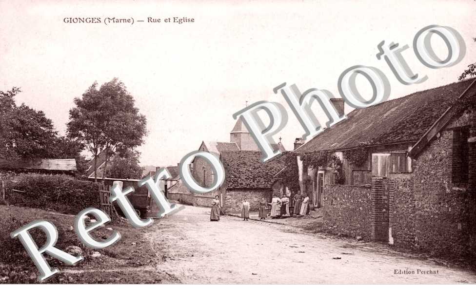 rue et eglise