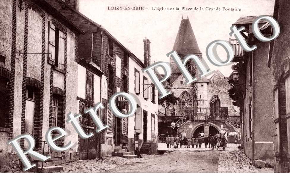 l'eglise et la place de la Grande Fontaine
