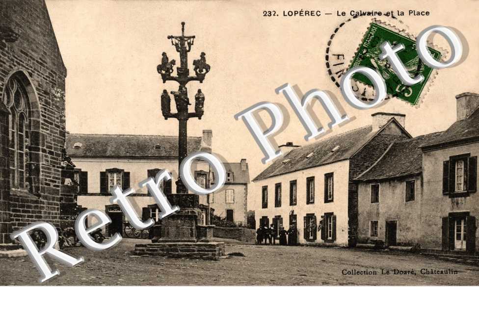le Calvaire et la place
