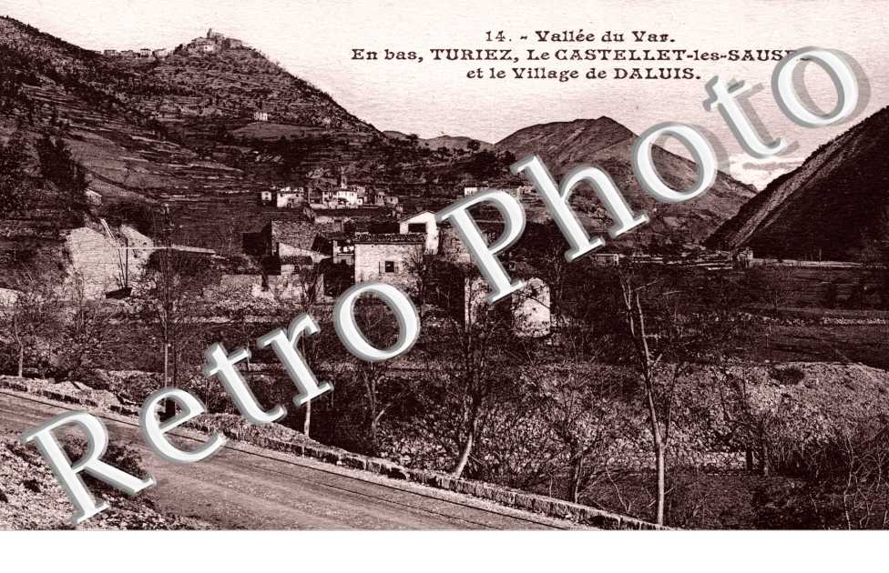 en bas Turiez, Le Castellet-les-Sauses et le village de Daluis
