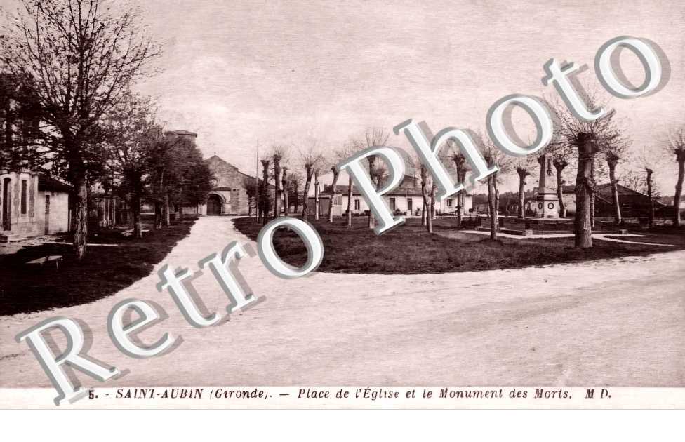 place de l'église et le monument aux morts