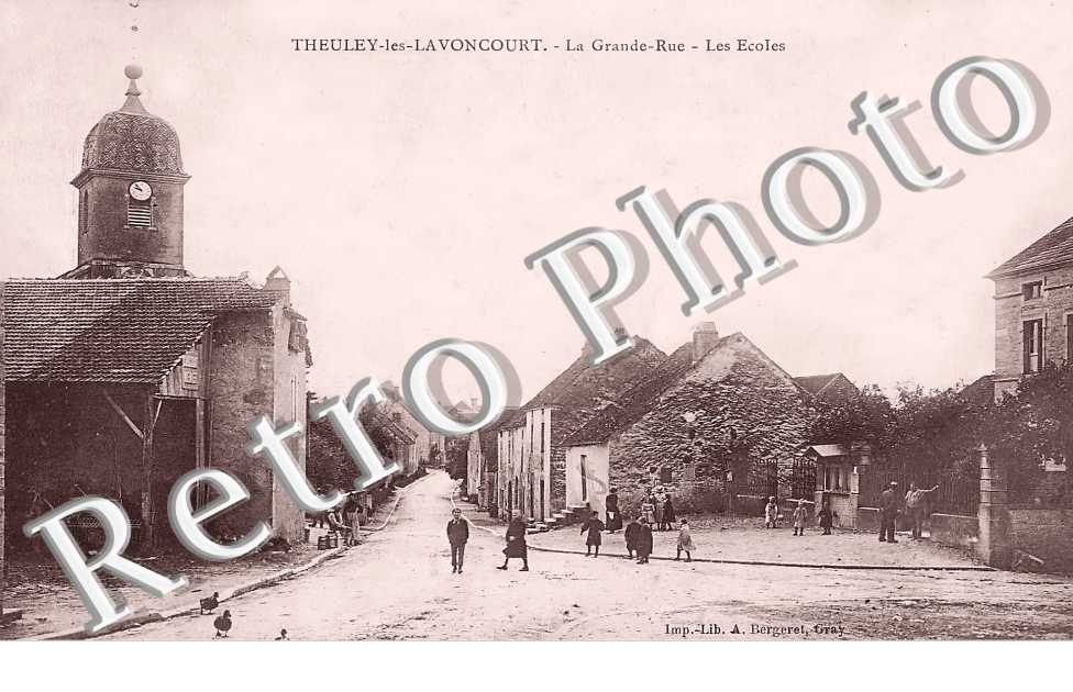 LA GRANDE RUE. LES ECOLES.
