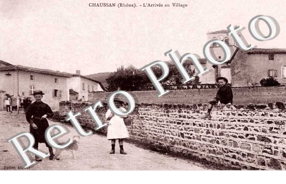 l'arrivée au village