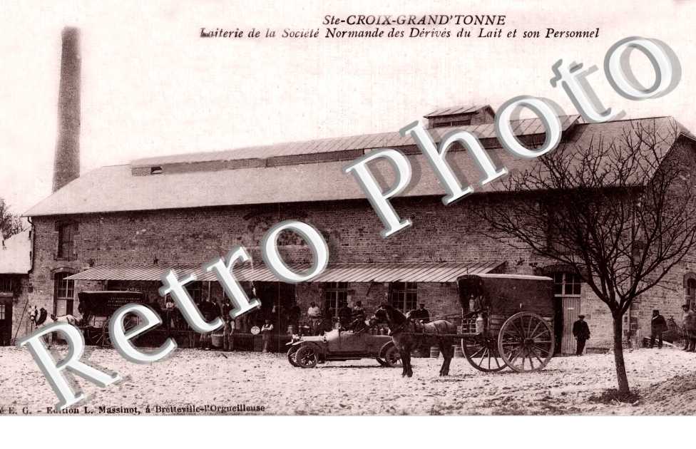 Laiterie de la sociéte Normande des Dérivés du Lait et son Personnel