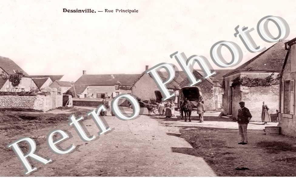 DESSINVILLE. Rue principale.