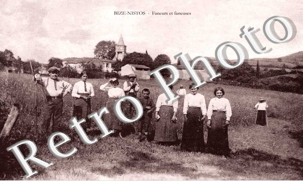 BIZE-NISTOS  Faneurs et faneuses