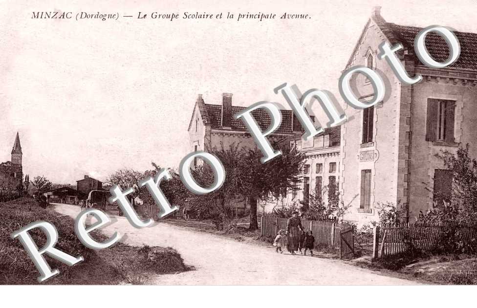 le groupe scolaire et la principale avenue