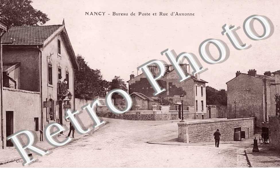 Bureau de Poste et rue d'Auxonne.