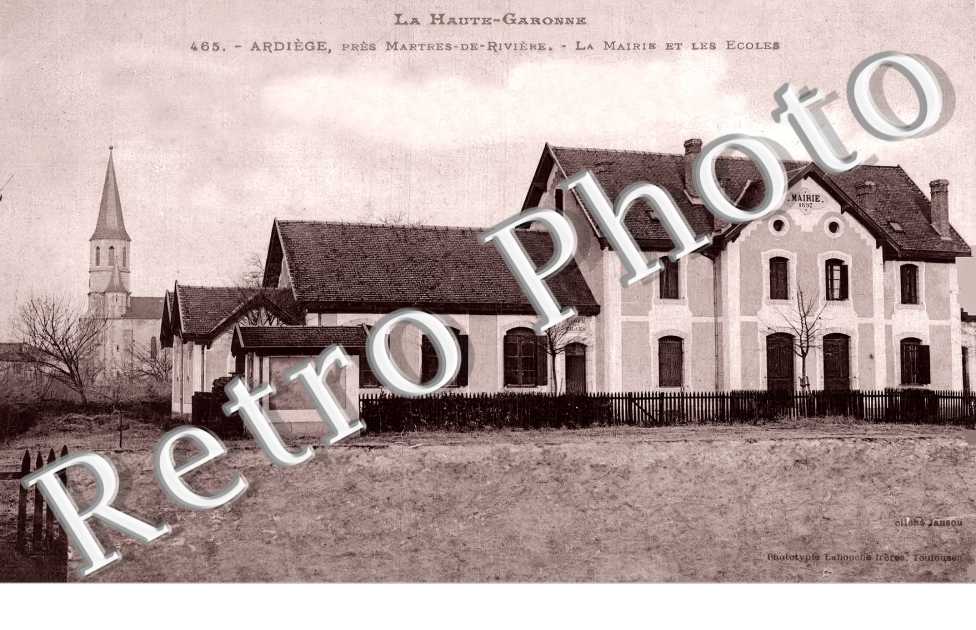 la mairie et les écoles