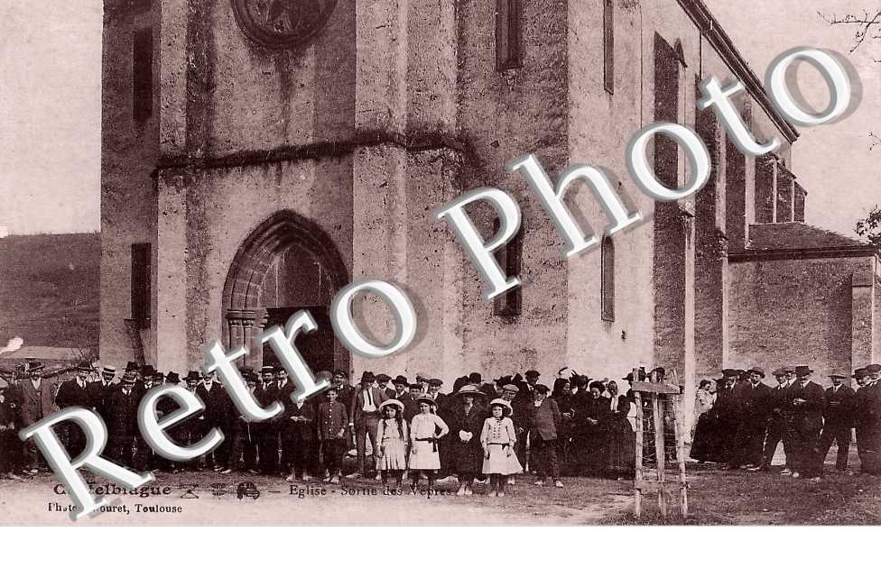 église, sortie des Vêpres