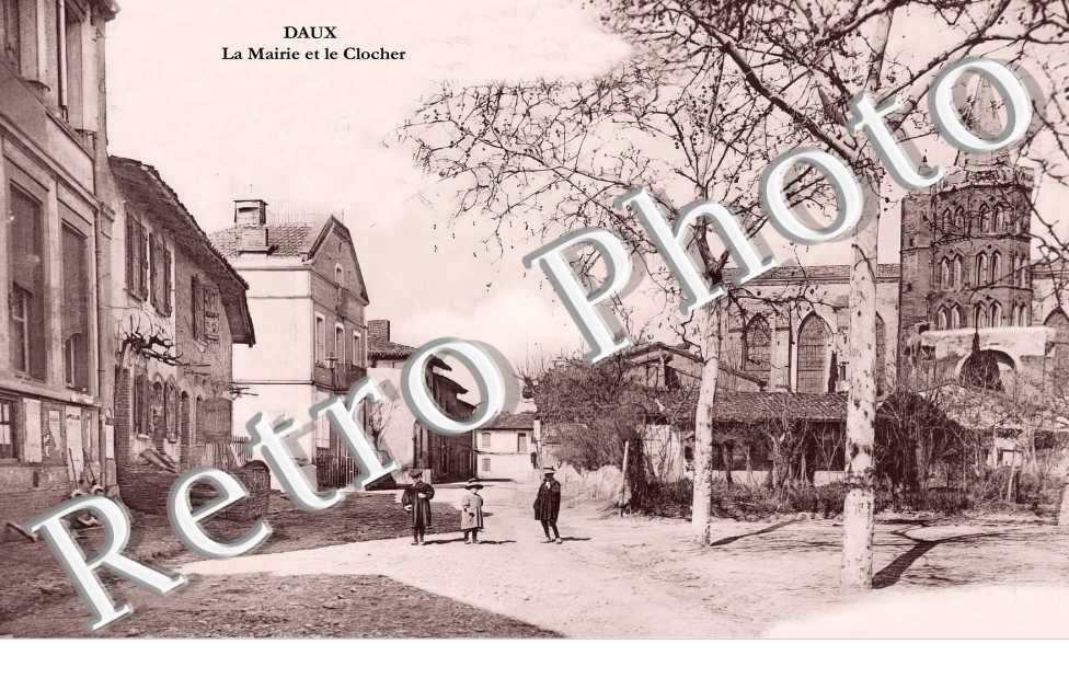 la mairie et le clocher