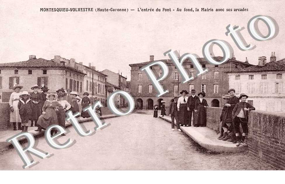 l'entrée du pont