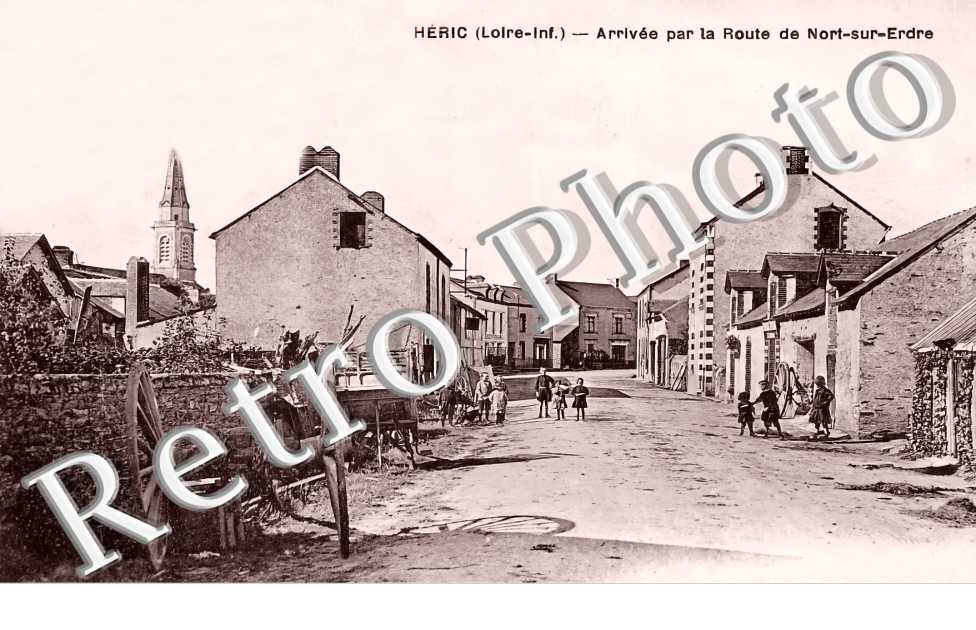 arrivée par la route de Nort-sur-Erdre