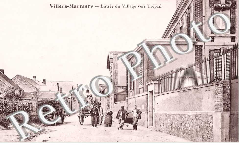 entrée du village vers Trépail