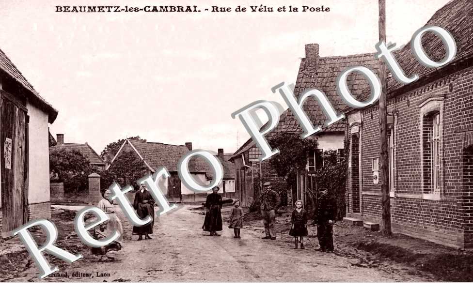 rue de Vélu et la poste