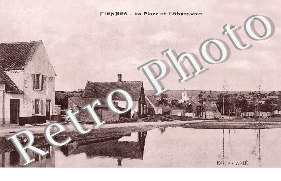 la Place et l'abreuvoir