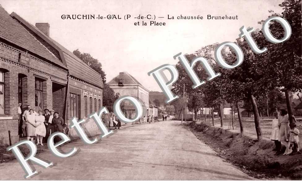 la chaussée Brunehaut et la place