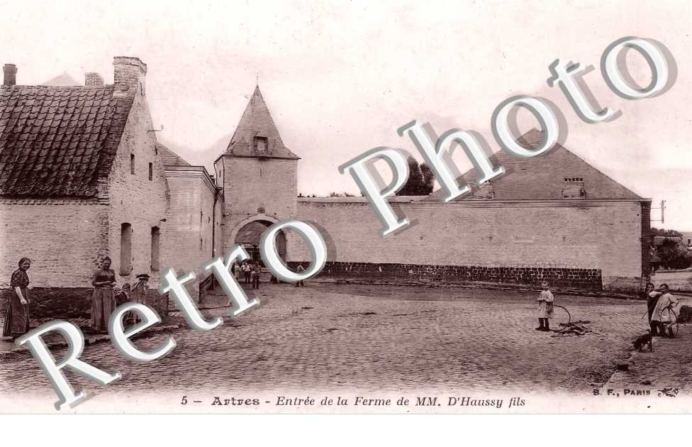 entrée de la ferme de MM. D'Haussy fils