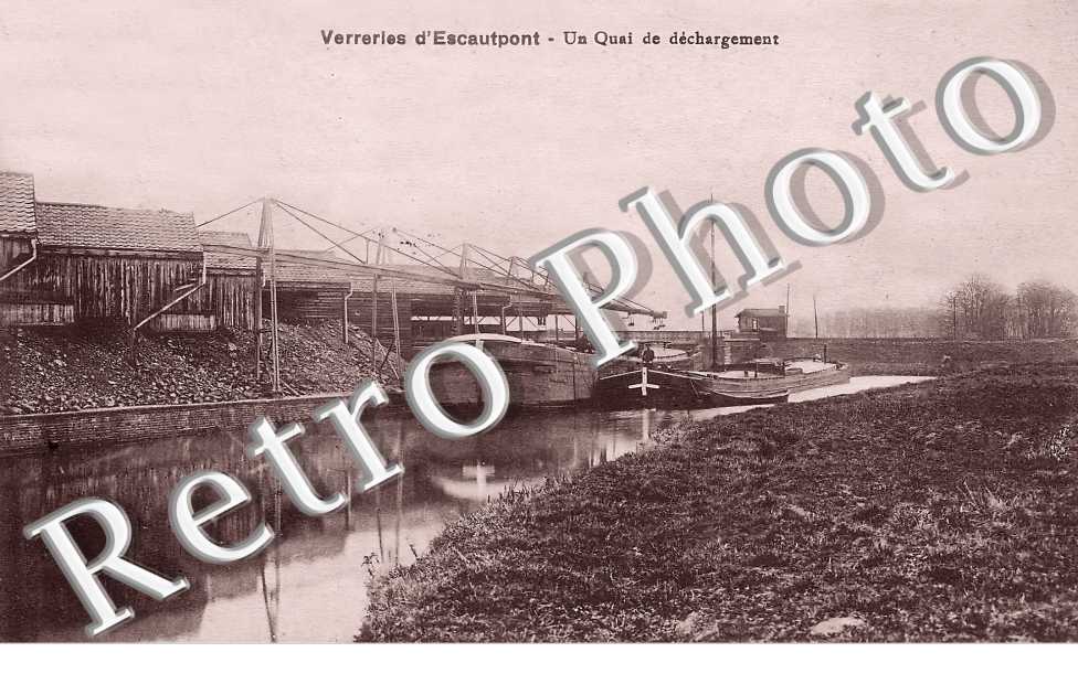 Verreries. Un quai de déchargement