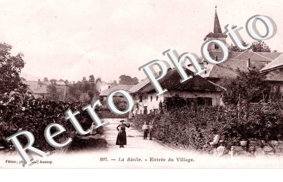 entree du village