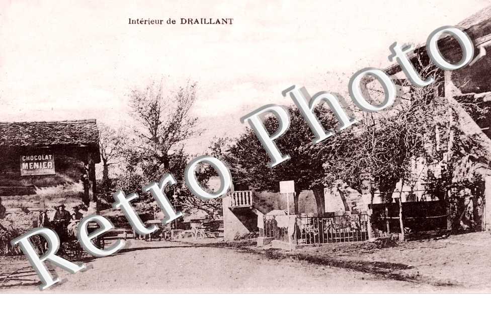 Intérieur du village