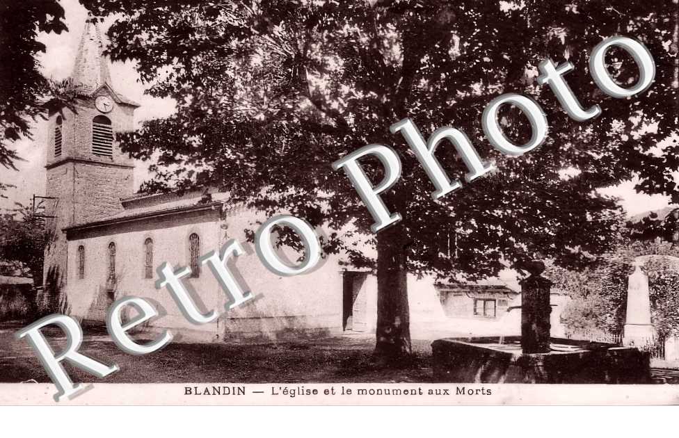 l'église et le monument aux morts