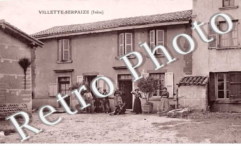 VILLETTE-SERPAIZE - une vue