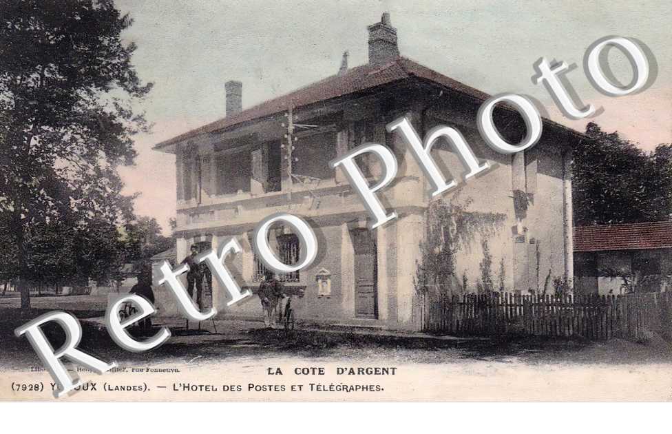 l'Hôtel des Postes et Télégraphes