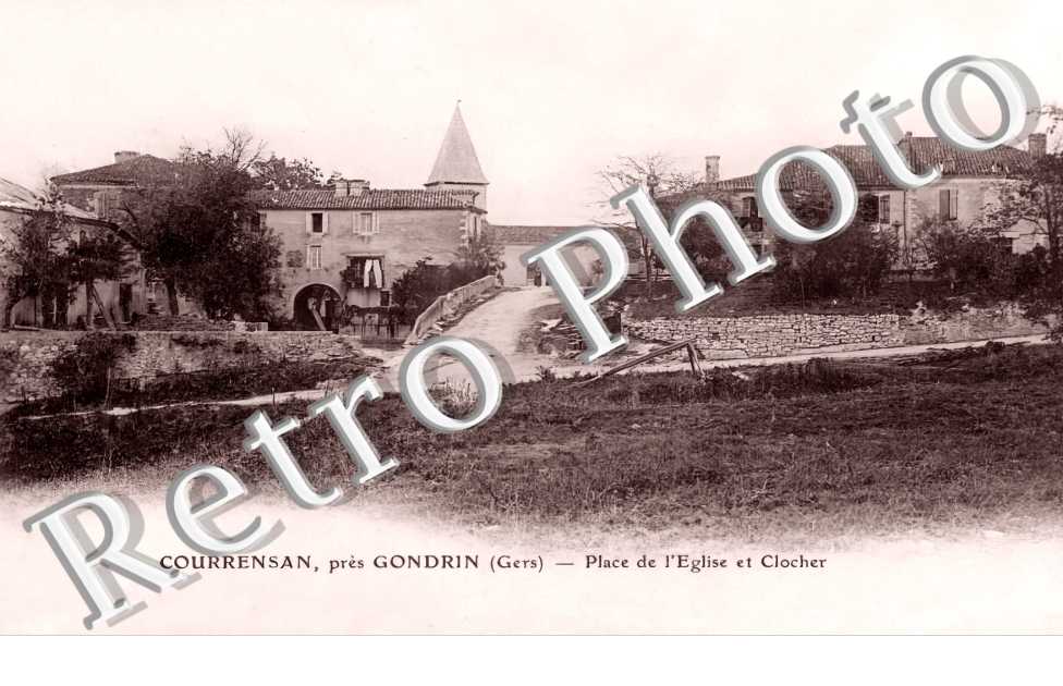 place de l'église et clocher