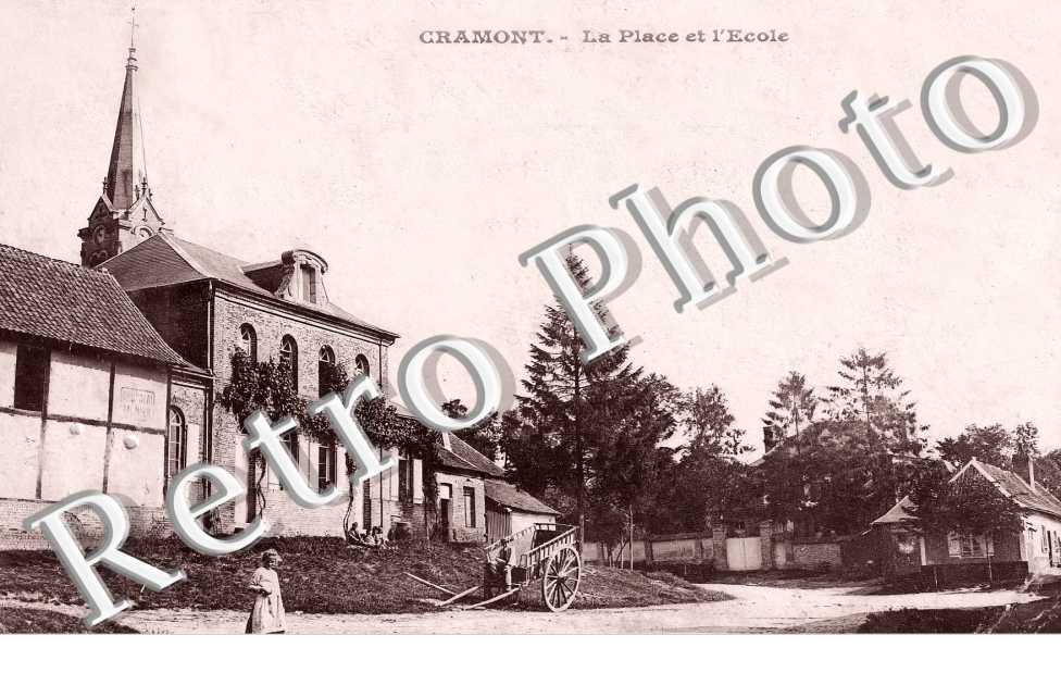 la place et l'école