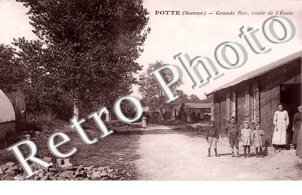 Grande rue, route de l'école