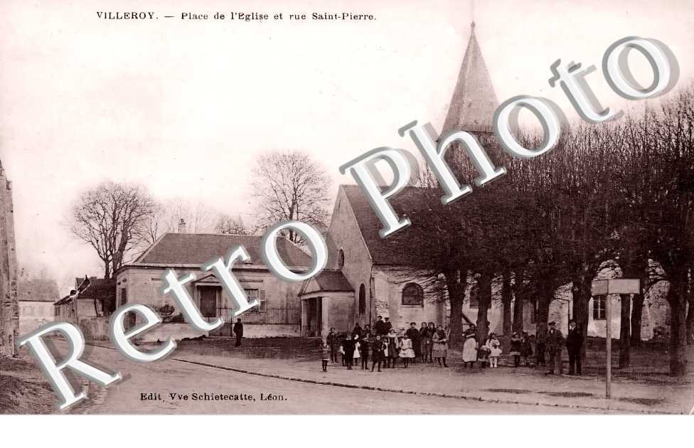 place de l'église et rue Saint-Pierre