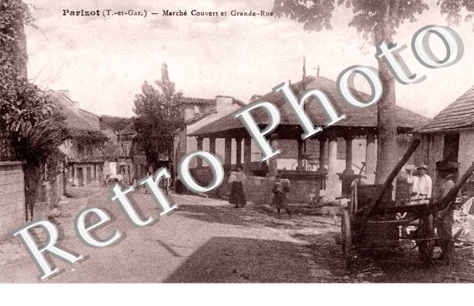 marché couvert et grande rue