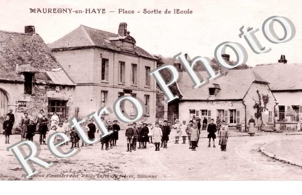Place. Sortie de l'école
