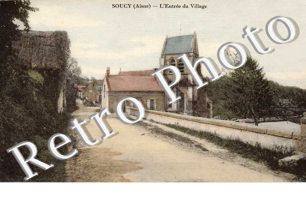 l'entrée du village