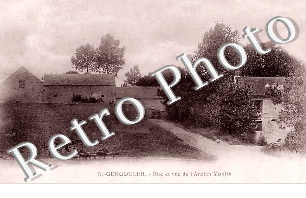 rue et vue de l'Ancien Moulin