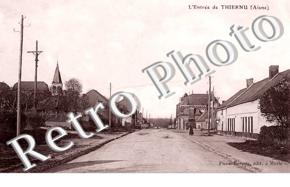 l'entrée du bourg